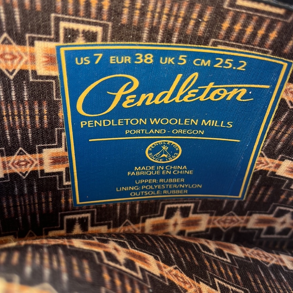 Pendleton Woolen Mills View 5